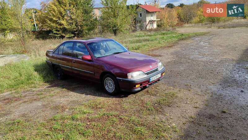 Седан Opel Omega 1991 в Кицмани фото 6 Седан Opel Omega 1991 в Кицмани