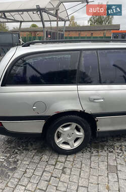 Универсал Opel Omega 1998 в 