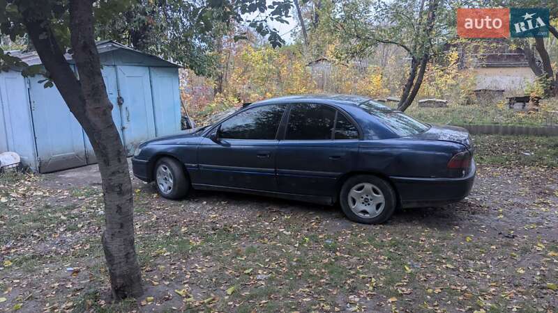 Седан Opel Omega 1996 в Краматорске фото Седан Opel Omega 1996 в Краматорске
