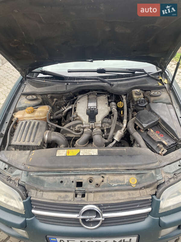 Седан Opel Omega 1997 в Дніпрі