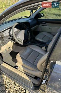 Универсал Opel Omega 2003 в  фото 9 Универсал Opel Omega 2003 в