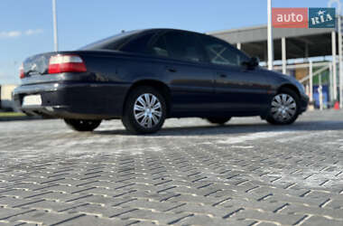 Седан Opel Omega 2001 в Днепре