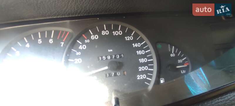 Седан Opel Omega 1995 в Новому Розділі