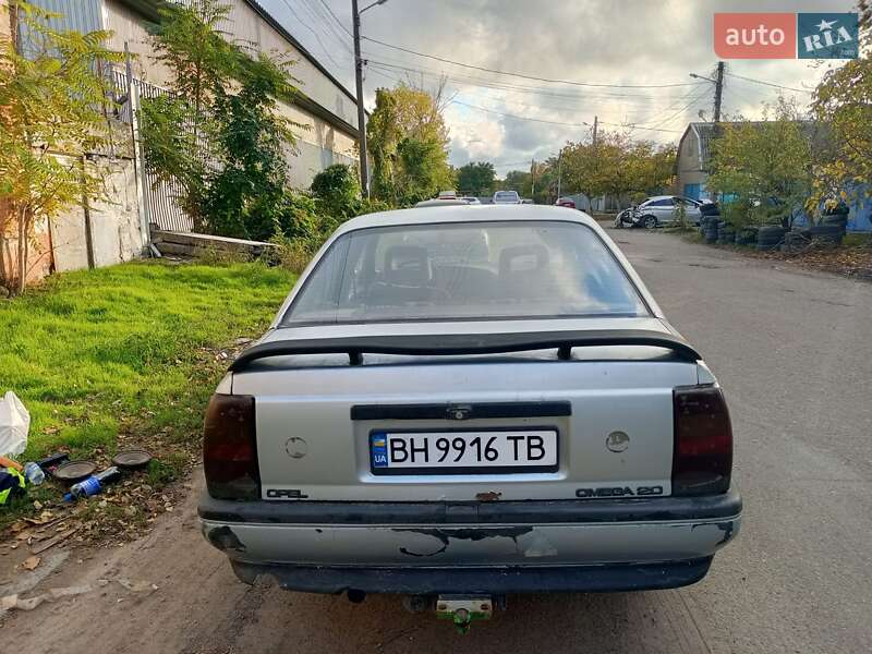 Седан Opel Omega 1988 в Одессе фото 12 Седан Opel Omega 1988 в Одессе