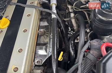 Седан Opel Omega 2000 в 