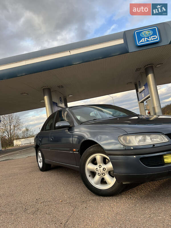 Седан Opel Omega 1998 в Надвірній фото 3 Седан Opel Omega 1998 в Надвірній