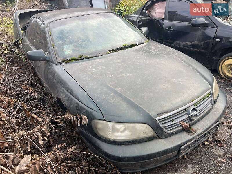 Седан Opel Omega 2000 в Киеве
