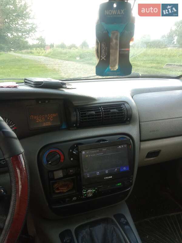 Седан Opel Omega 1994 в Луцьку фото 2 Седан Opel Omega 1994 в Луцьку