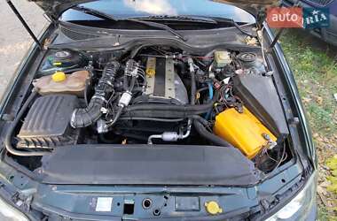 Универсал Opel Omega 1996 в  фото 12 Универсал Opel Omega 1996 в