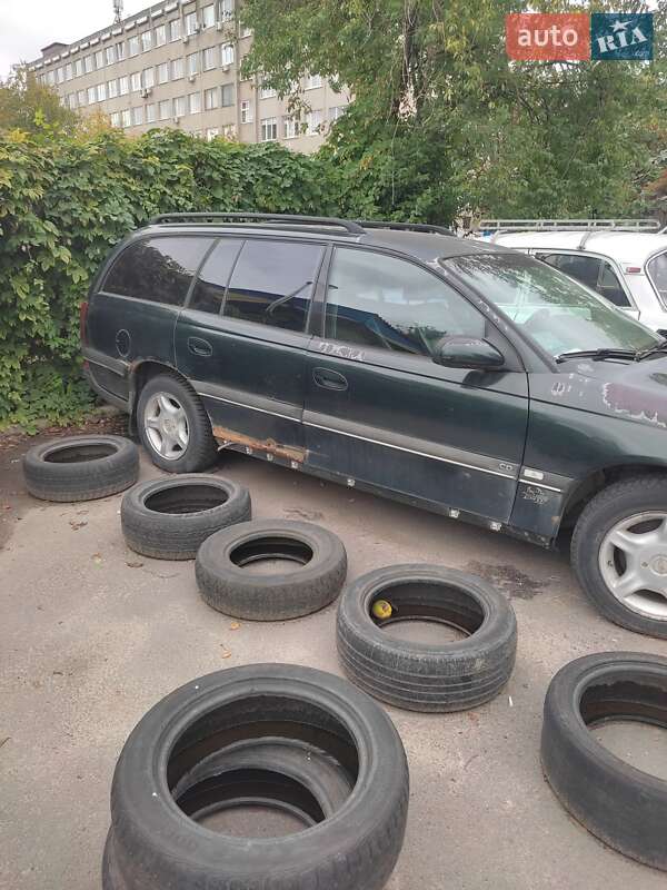 Універсал Opel Omega 1995 в Львові