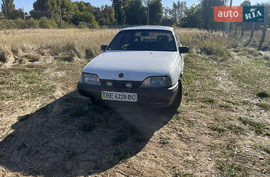 Седан Opel Omega 1987 в Чернигове