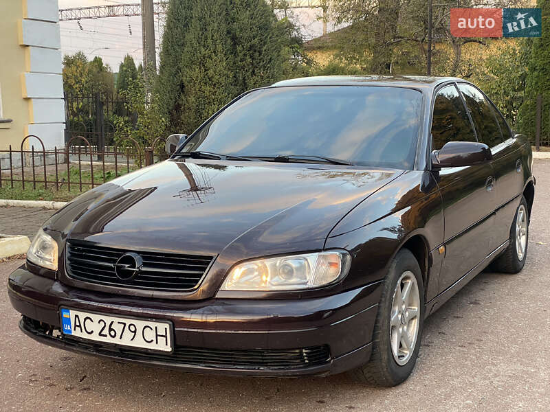 Opel Omega 2000 Opel Omega 2000
