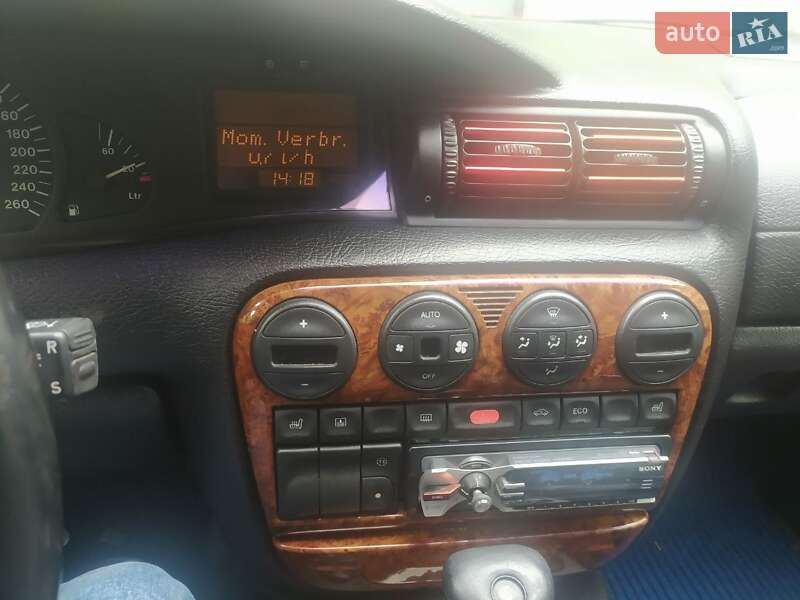 Седан Opel Omega 1996 в Одессе