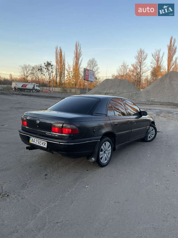 Седан Opel Omega 1995 в Києві фото 5 Седан Opel Omega 1995 в Києві