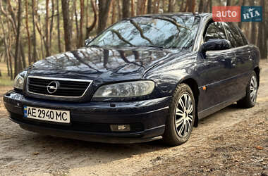 Седан Opel Omega 2001 в Днепре