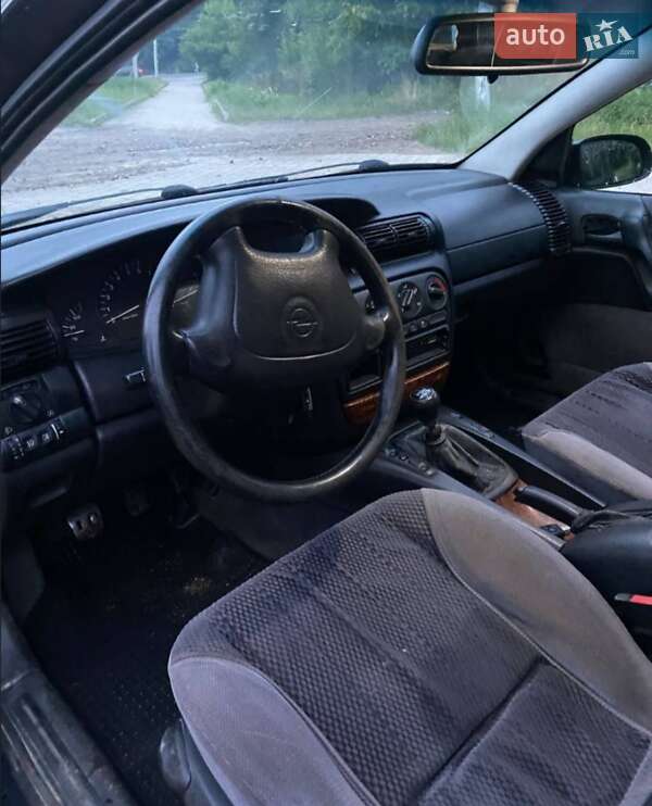 Opel Omega 1995