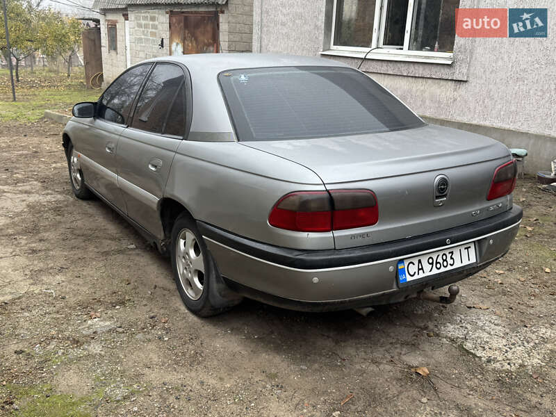 Седан Opel Omega 1995 в Кропивницком фото 5 Седан Opel Omega 1995 в Кропивницком