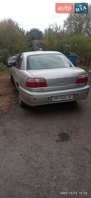 Седан Opel Omega 2000 в Недригайліву
