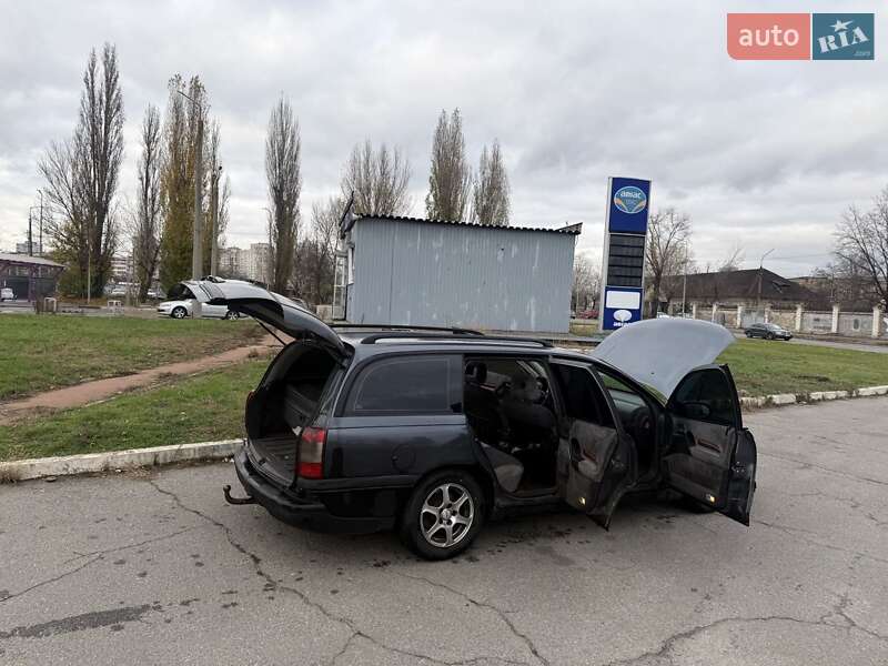 Універсал Opel Omega 1996 в Києві