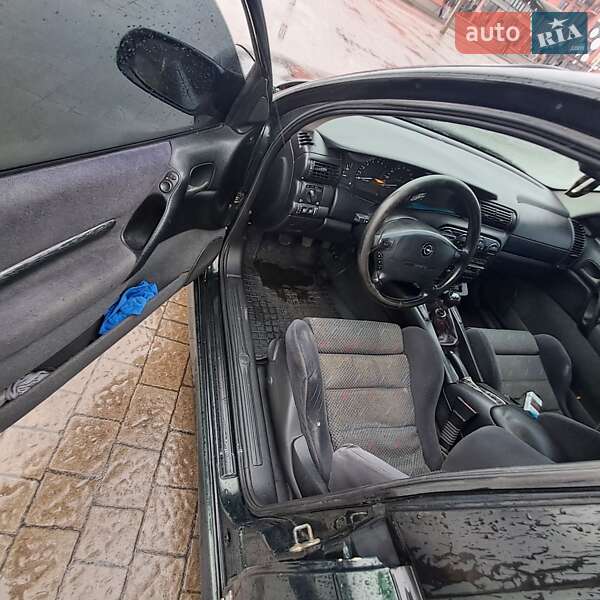 Універсал Opel Omega 1997 в Дрогобичі
