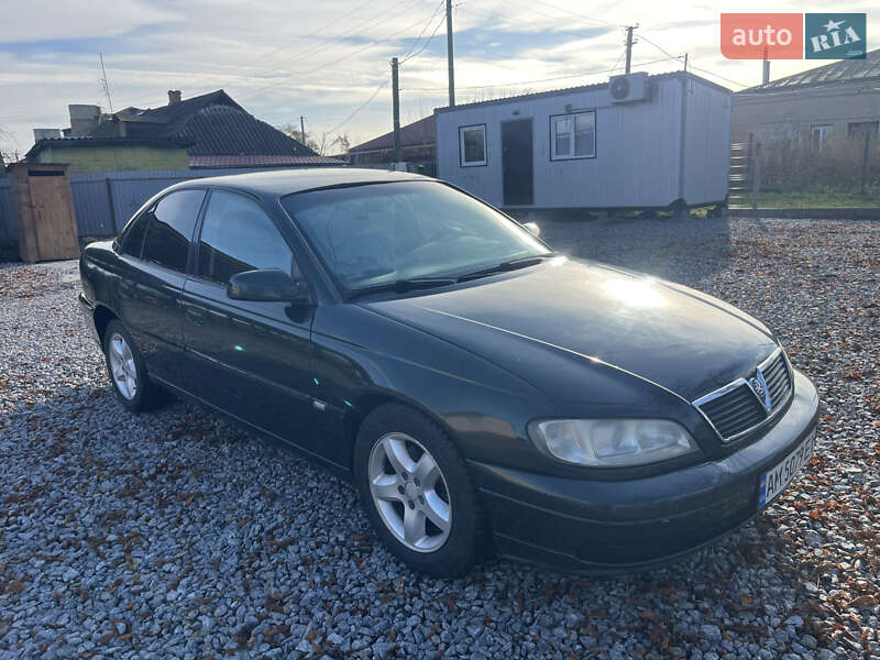 Седан Opel Omega 2002 в Погребище
