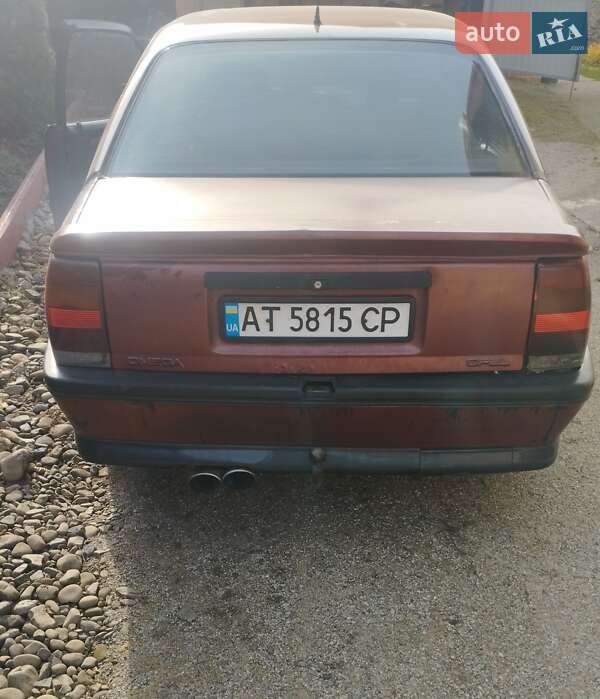 Седан Opel Omega 1991 в Ивано-Франковске