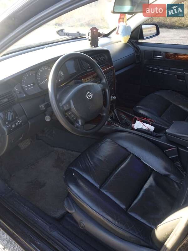 Универсал Opel Omega 2003 в Березному