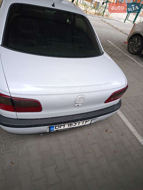 Седан Opel Omega 1995 в Одесі