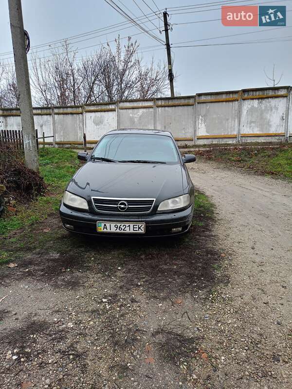 Седан Opel Omega 2000 в Виннице
