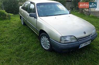 Седан Opel Omega 1987 в Надворной