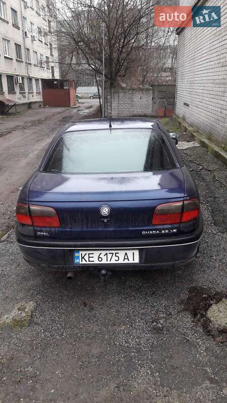 Седан Opel Omega 1998 в Дніпрі