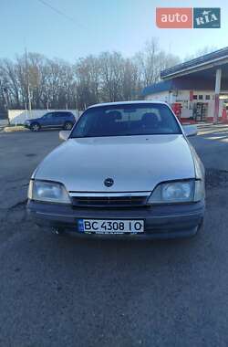 Седан Opel Omega 1993 в Львове