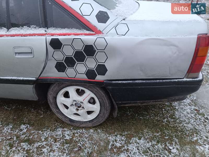 Седан Opel Omega 1988 в Запорожье фото 8 Седан Opel Omega 1988 в Запорожье