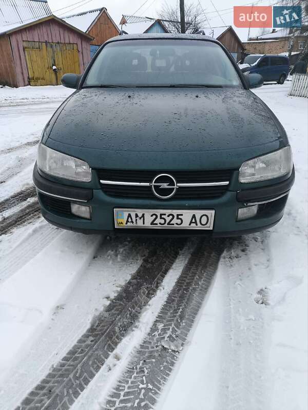 Универсал Opel Omega 1997 в Пулинах