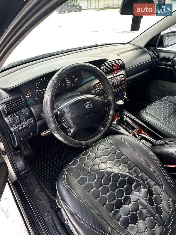 Седан Opel Omega 1998 в Бучачі
