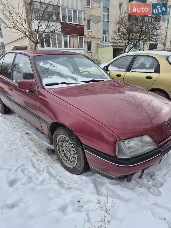 Седан Opel Omega 1987 в Красилове