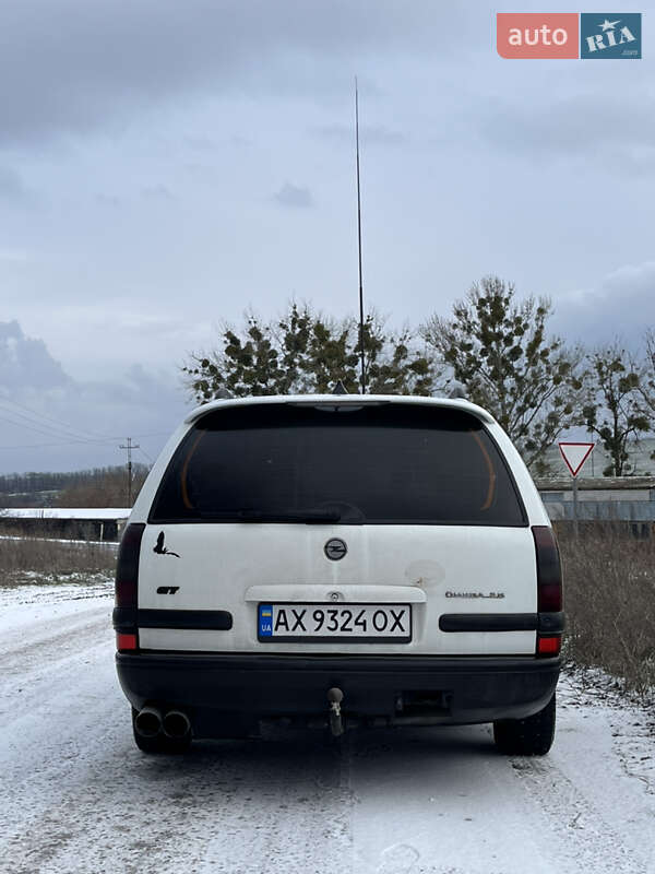 Универсал Opel Omega 1995 в Червоному Донце