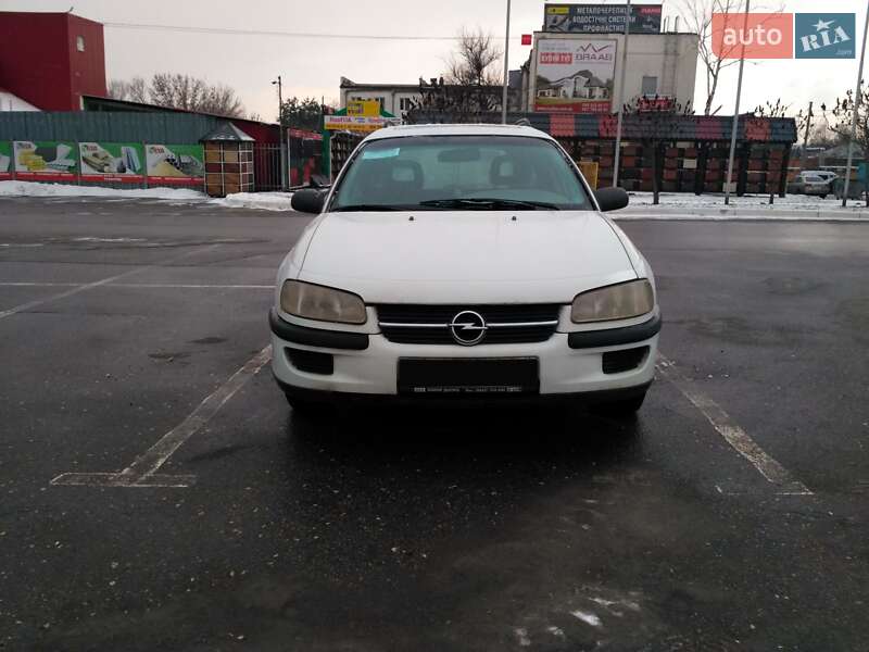 Универсал Opel Omega 1995 в Харькове фото 3 Универсал Opel Omega 1995 в Харькове
