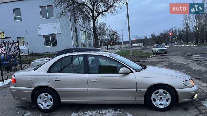 Седан Opel Omega 2001 в Николаеве