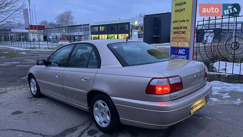 Седан Opel Omega 2001 в Николаеве