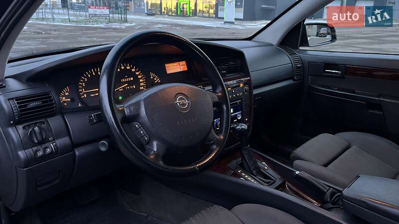 Седан Opel Omega 2001 в Николаеве
