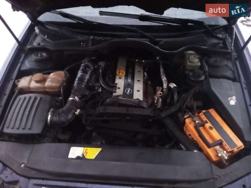 Универсал Opel Omega 1996 в Новояворовске фото 12 Универсал Opel Omega 1996 в Новояворовске