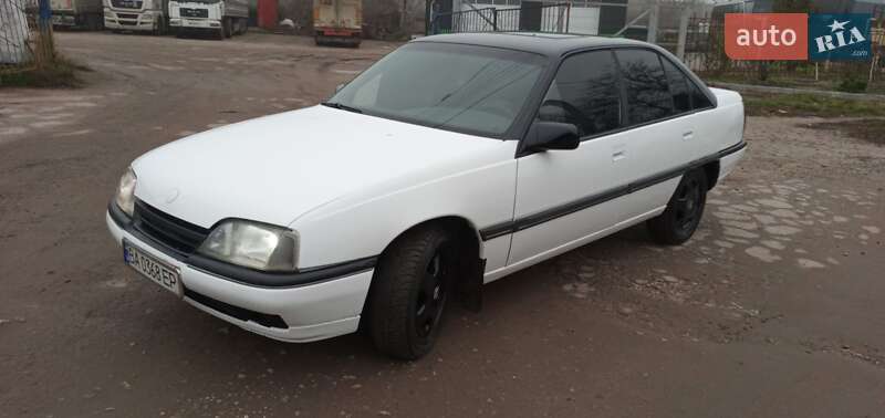 Седан Opel Omega 1988 в Кропивницком