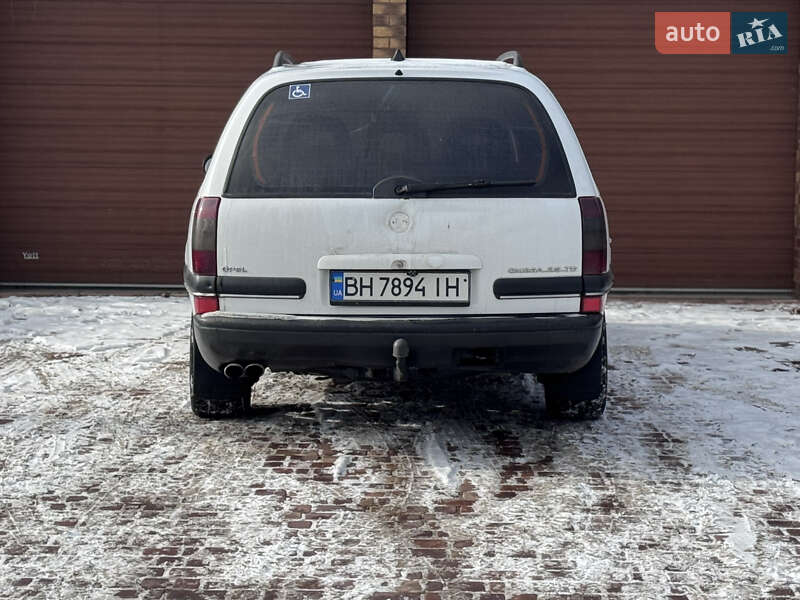 Универсал Opel Omega 1995 в Одессе