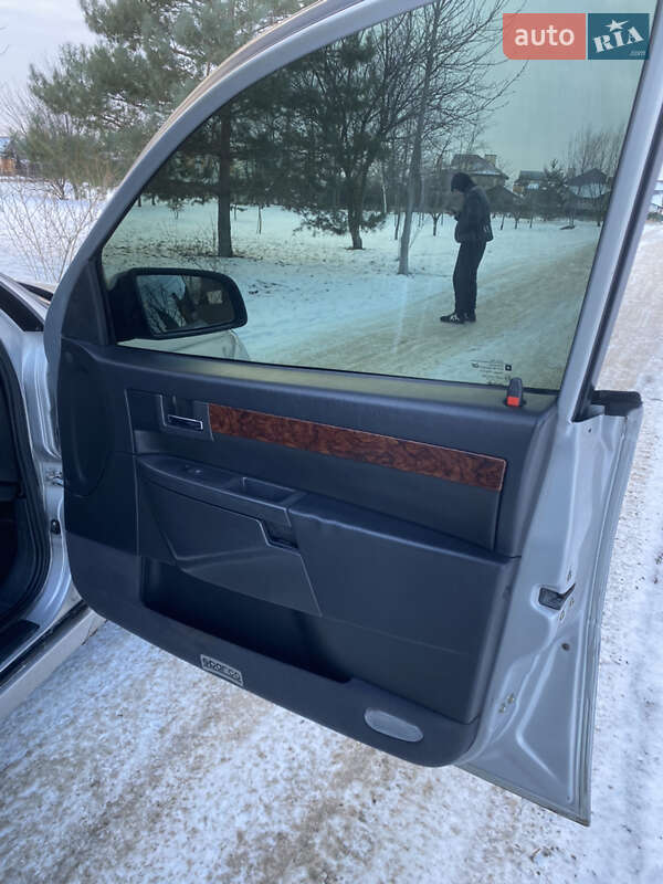 Седан Opel Omega 2000 в Полтаве