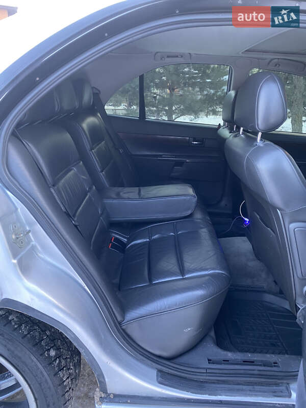 Седан Opel Omega 2000 в Полтаве