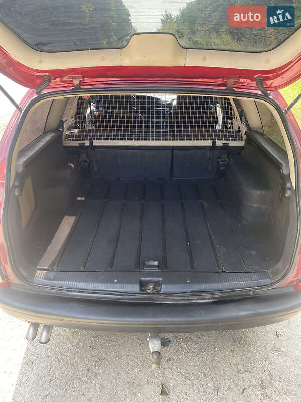 Универсал Opel Omega 1995 в Волочиске