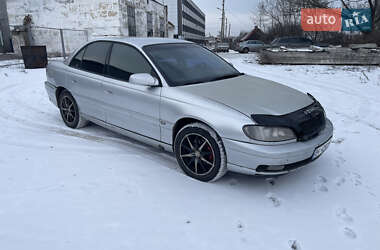 Седан Opel Omega 2000 в Кременчуці