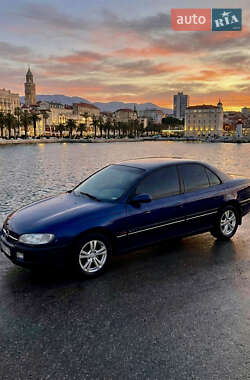 Седан Opel Omega 1995 в Одессе