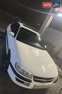 Седан Opel Omega 1999 в Виннице